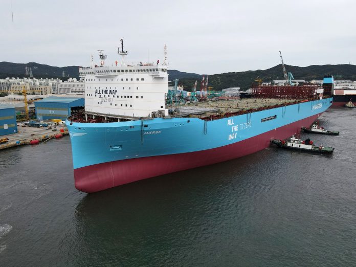 Maersk-Green-Methanol-Powered-Containership